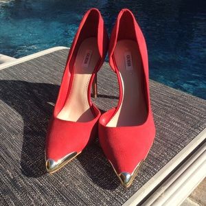 Red Guess suede heels